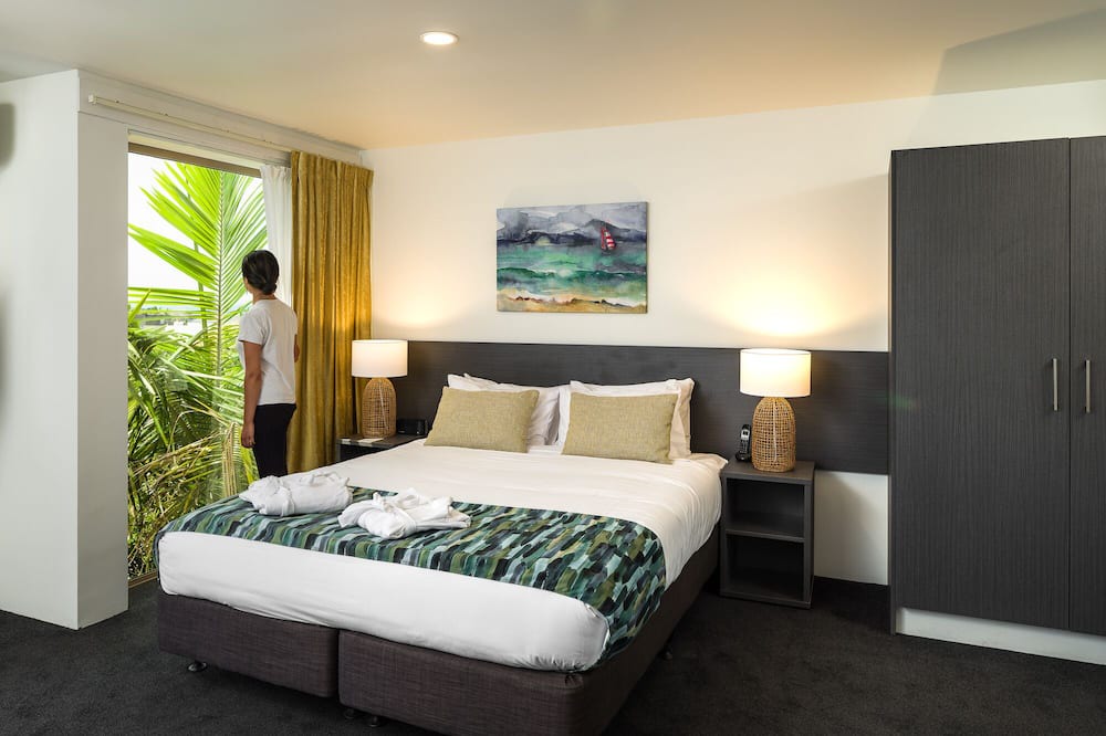 Takapuna Hotel | Carnmore Hotel Takapuna