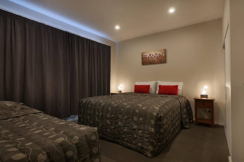 Linwood Hotel | Cashel Court Motel