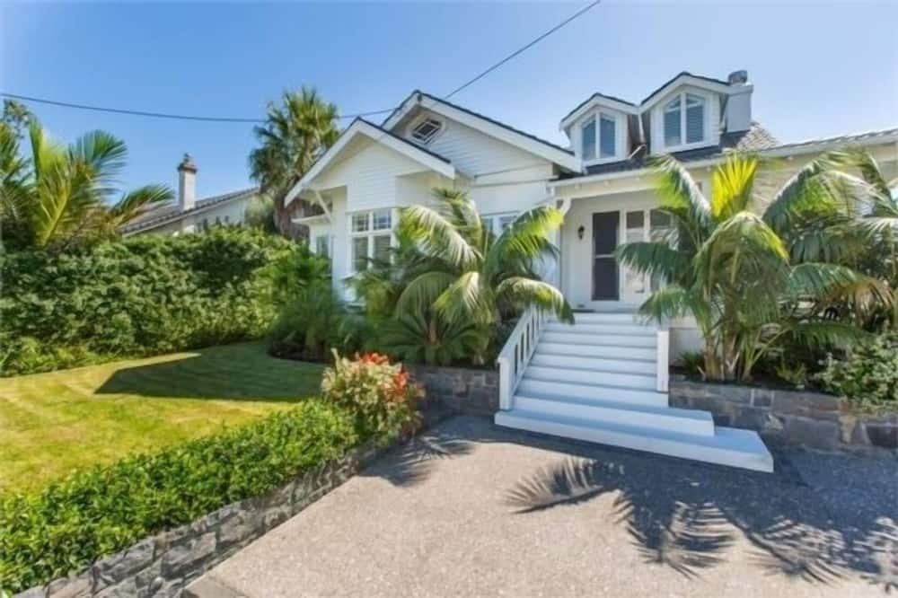 Remuera House | Remuera Pool Paradise