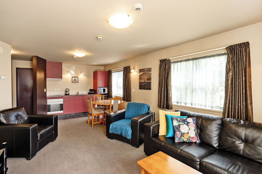 Invercargill Hotel | Balmoral Lodge Motel
