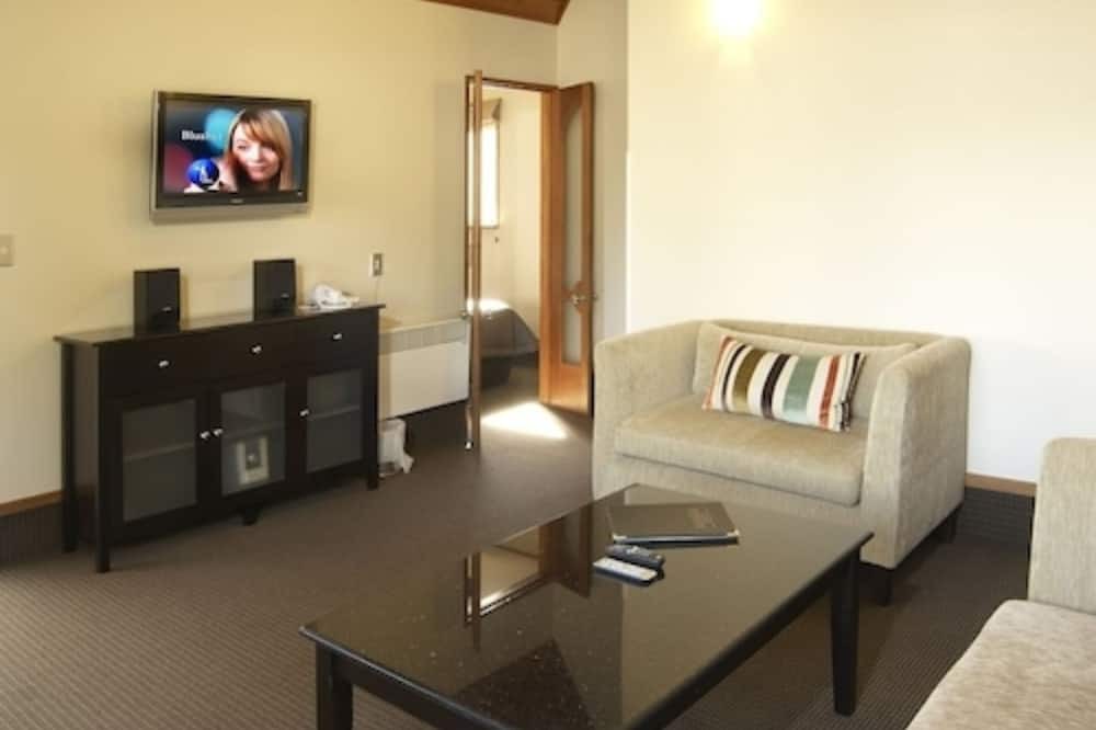 Te Anau Hotel | Distinction Te Anau Hotel And Villas