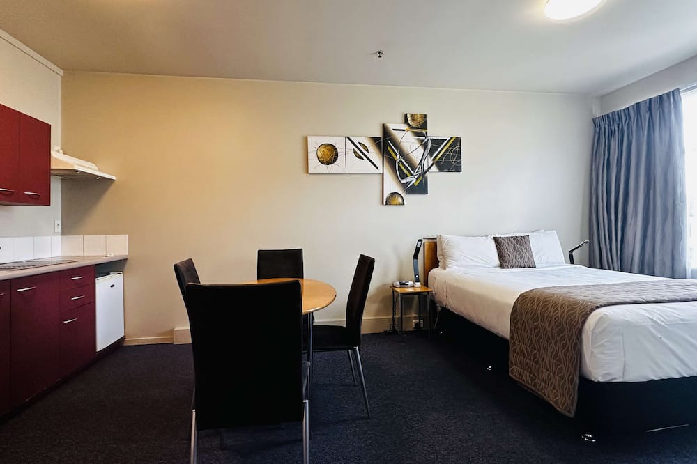 Johnsonville Hotel | Best Western Wellington