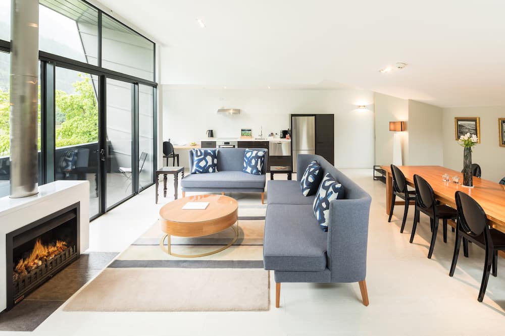 Queenstown Cabin | Queenstown Park Boutique Hotel