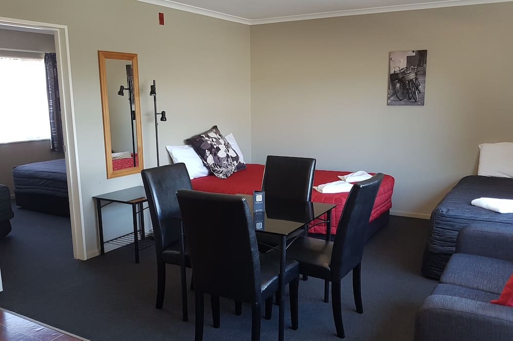 Otorohanga Hotel | Palm Court Motel