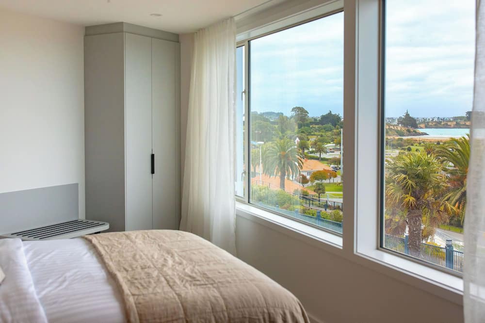 Timaru Central Hotel | The Sea Breeze