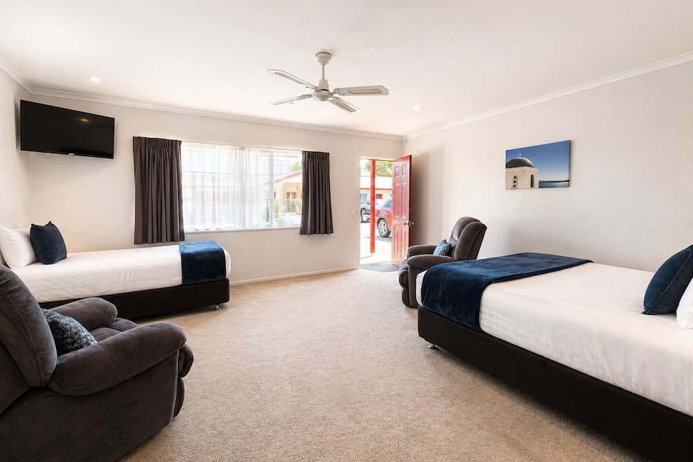 Whanganui Hotel | BK's Magnolia Motor Lodge