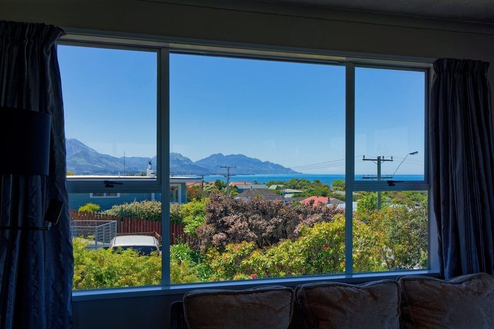 Kaikoura House | Ocean & Mountain Views 3-bedroom Home