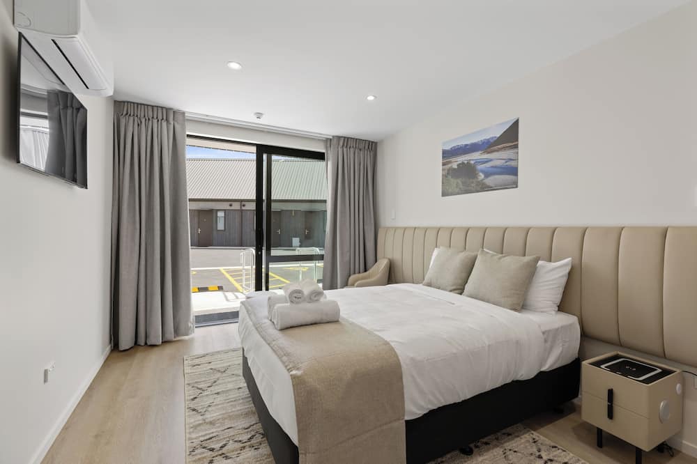 Rolleston Hotel | Brookside Motel