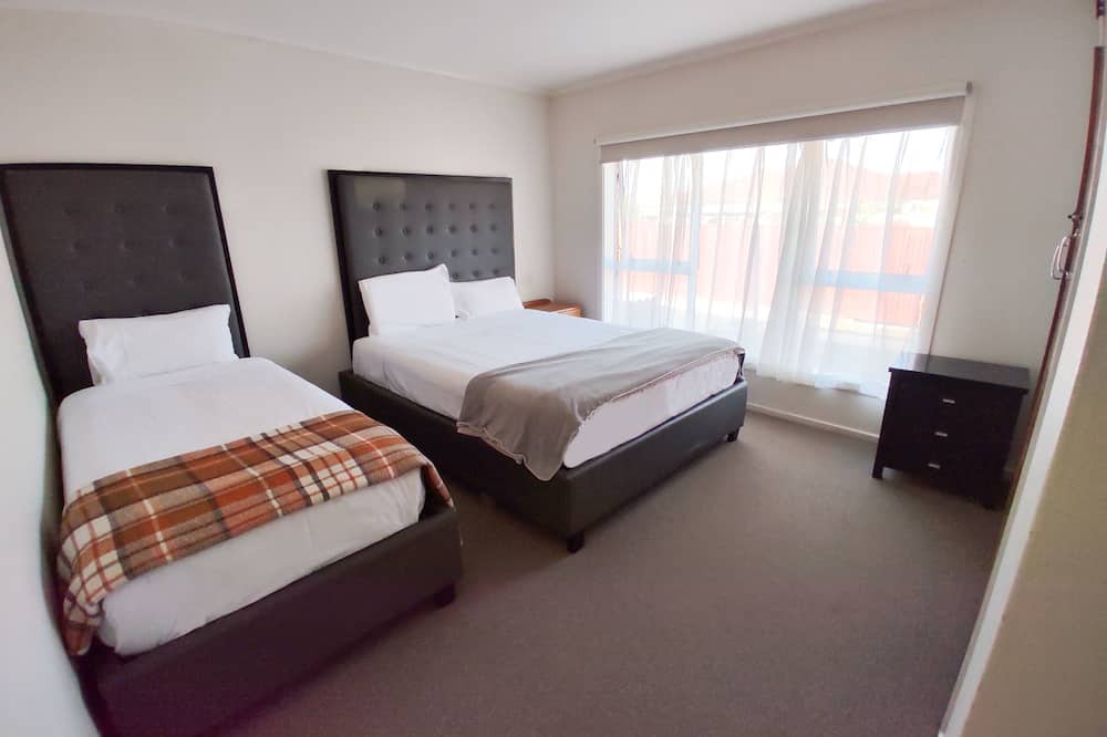Papatoetoe Hotel | 136 St George Motel