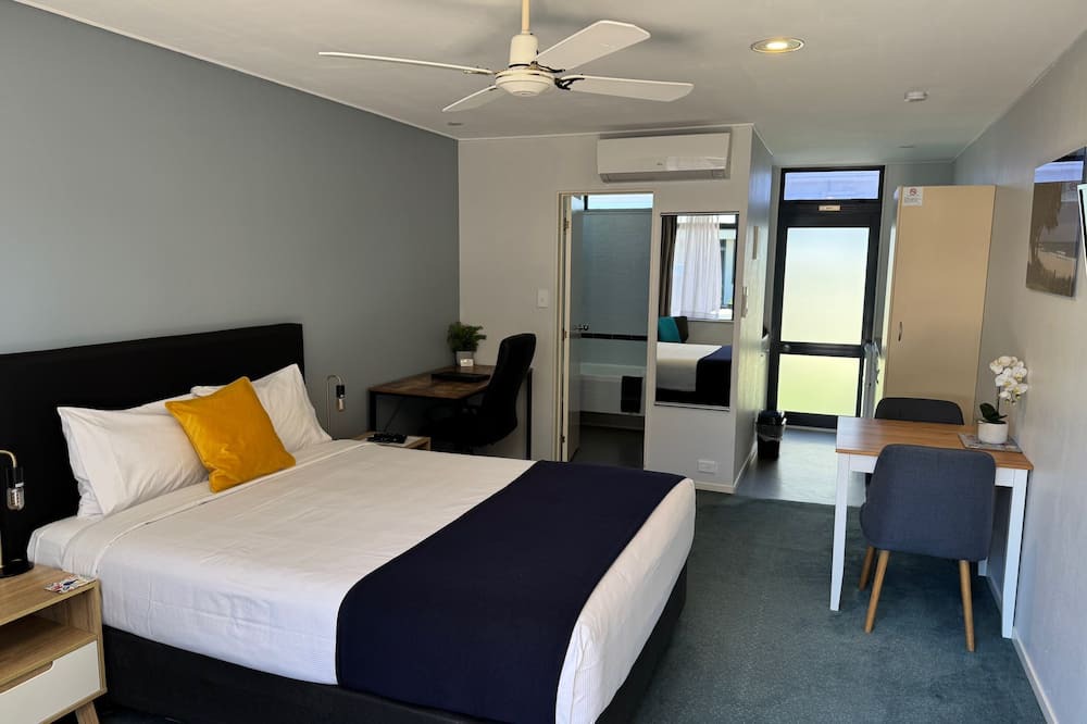 Tauranga South Hotel | Academy Motor Inn