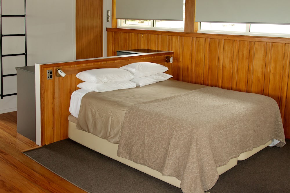 Fox Glacier House | The Church at FOX