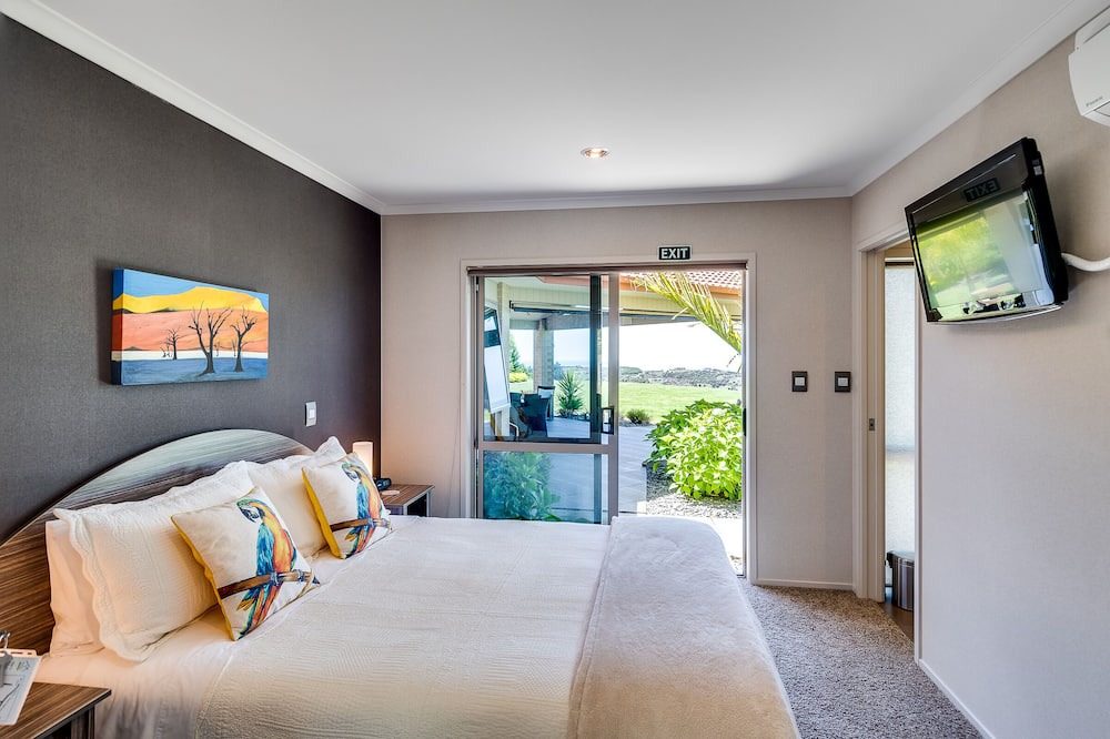 Eskdale Bed & Breakfast | Napier Bed & Breakfast Tequila Sunrise