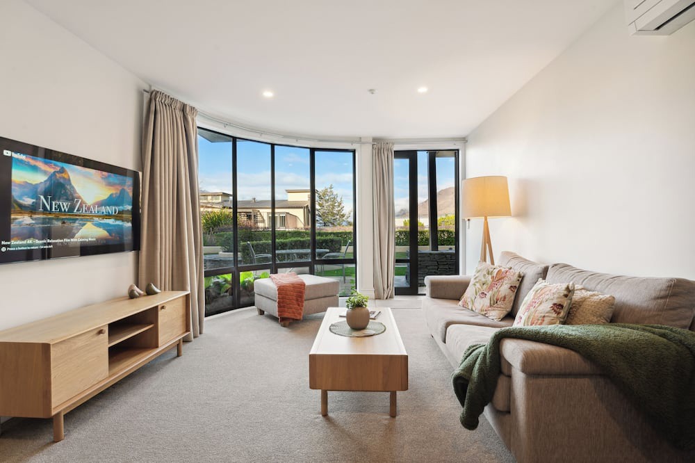 Queenstown Apartment | The Beacon - Town Centre Apartment 620