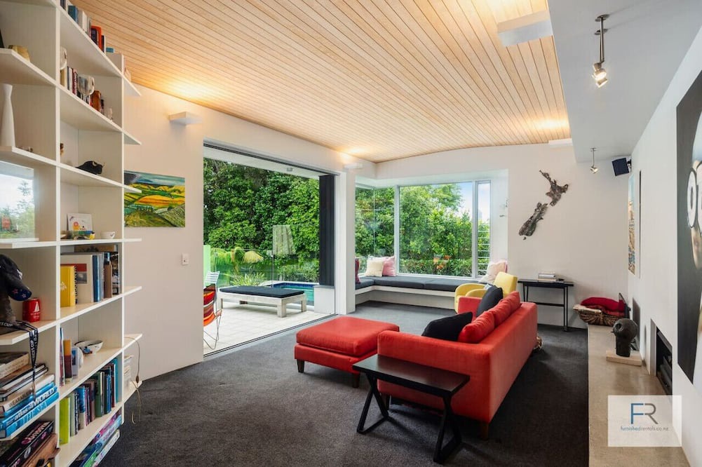 Westmere House | Westmere Poolside Retreat (by Furnished Rentals)