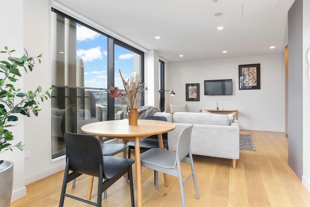 Newton Apartment | Lighthouse Apartments by Urban Rest