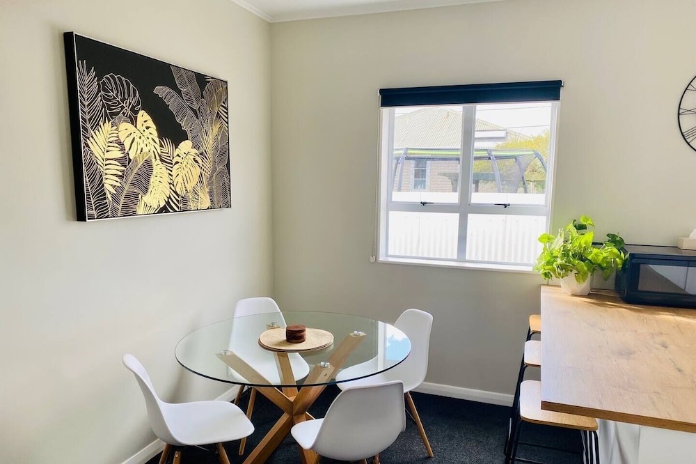Petone House | Petone Beach - Entire Villa & Optional Sleep-Out