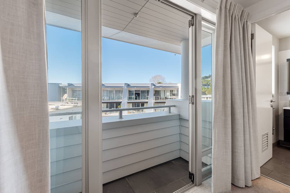 Paihia Apartment | Paihia 2 Bedroom Apartment with Pool