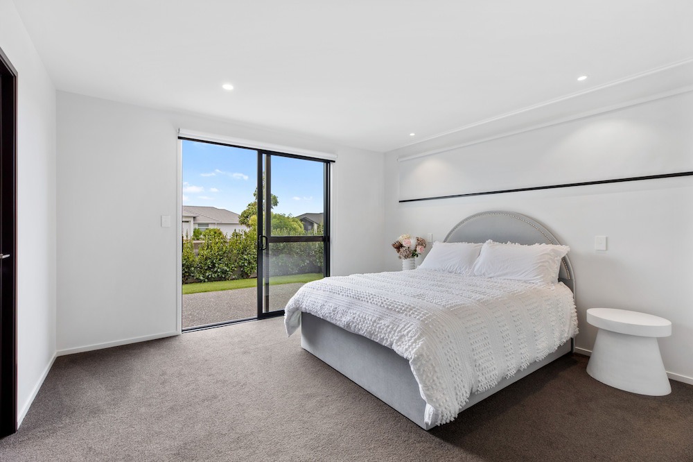 Papamoa Beach House | Sol Escape - Papamoa Beach Holiday Home