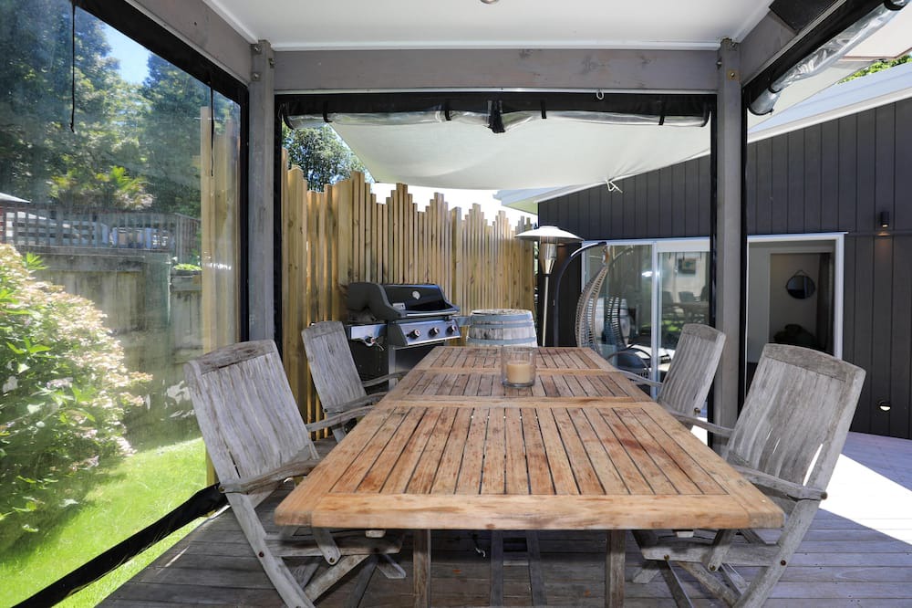 Lake Tarawera House | Kereru Rest - Quirky Two Bedroom Pod Style Lake House | Lake Tarawera