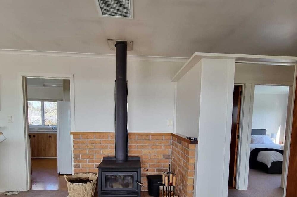Cable Bay House | Breath taking views, lots of room for whole family/friends for fun in the sun