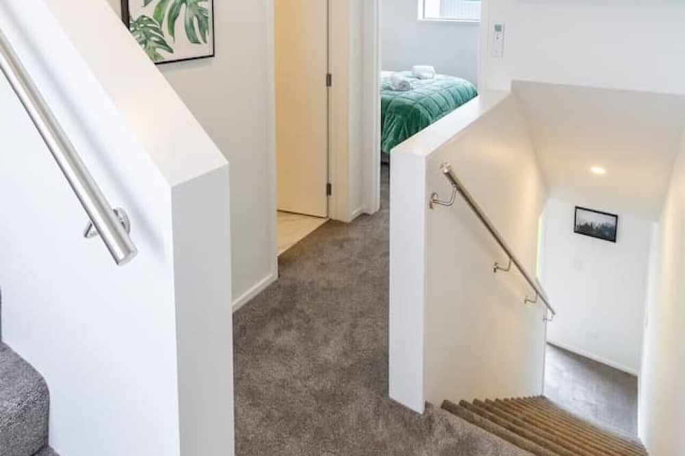 Upper Riccarton House | Upper Riccarton dream - 2 bed 2 bath w/carpark