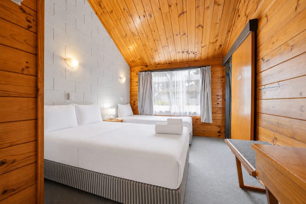 Orewa Hotel | Orewa Motor Lodge