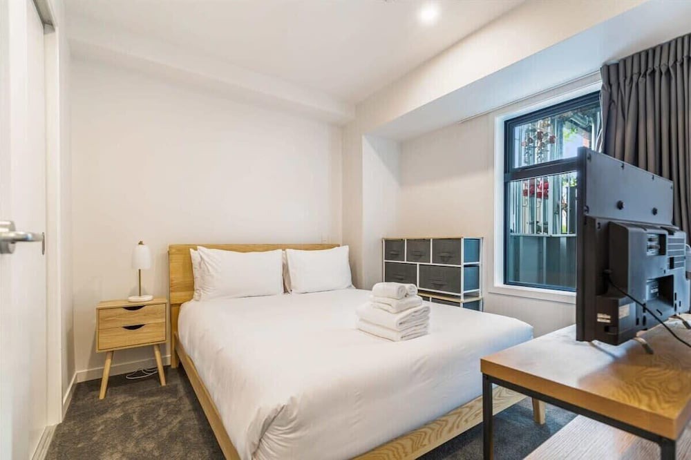 Mount Eden Apartment | Cozy apartment by Eden Park