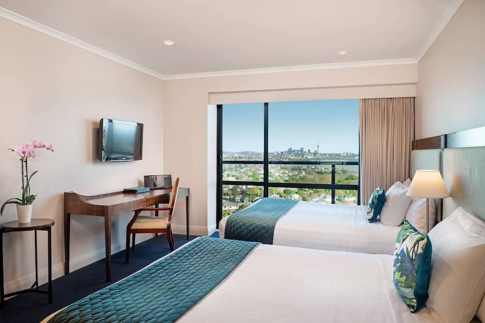 Takapuna Hotel | The Spencer Suites By Castle
