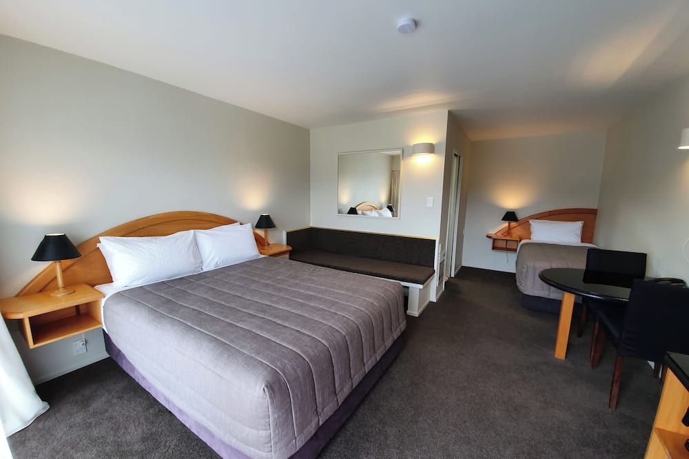 Omarama Hotel | Distinction Heritage Gateway Hotel
