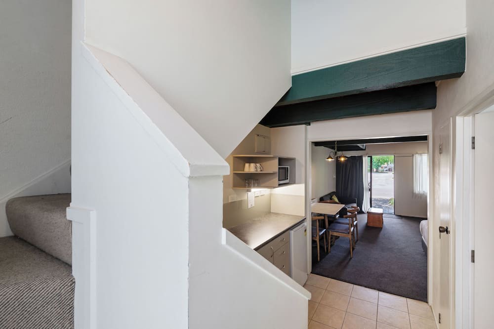 Fenton Street Hotel | Wylie Court