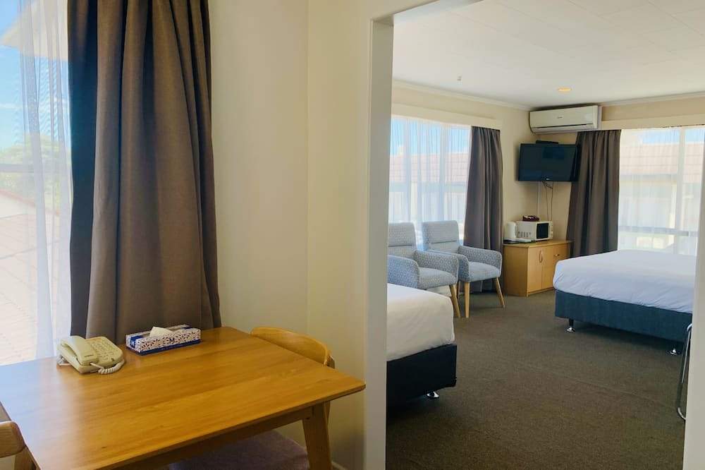 Epsom Hotel | Alpers Lodge & Conference Centre