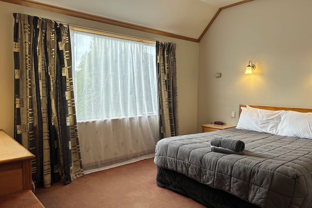 Solway Hotel | Masterton Motor Lodge