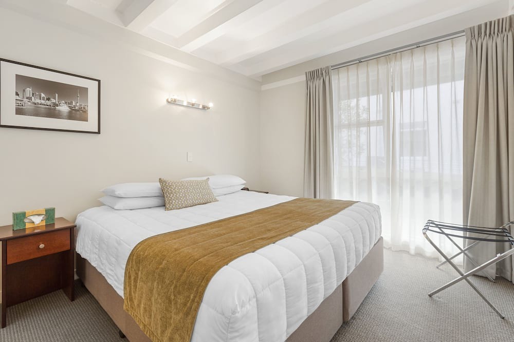 Parnell Hotel | The Parnell Hotel & Conference Centre