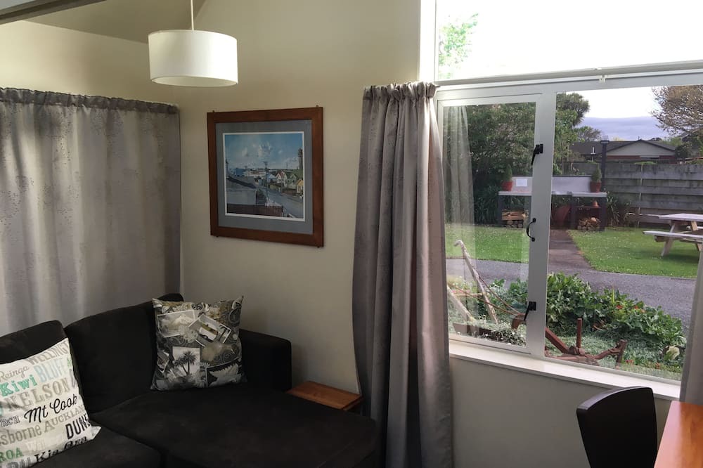 Hawera Hotel | Mount View Motel