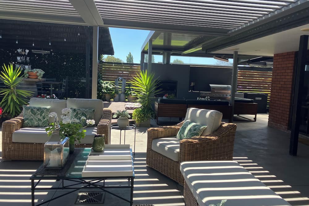 Harewood Bed & Breakfast | Maples on Harewood