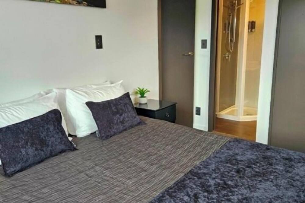Te Anau Hotel | Lakeside Motel & Apartments