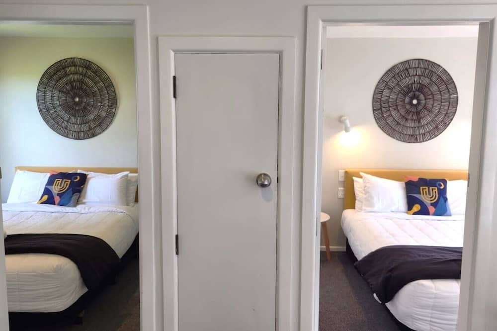 Solway Hotel | U Studios Masterton, SureStay Collection by BW
