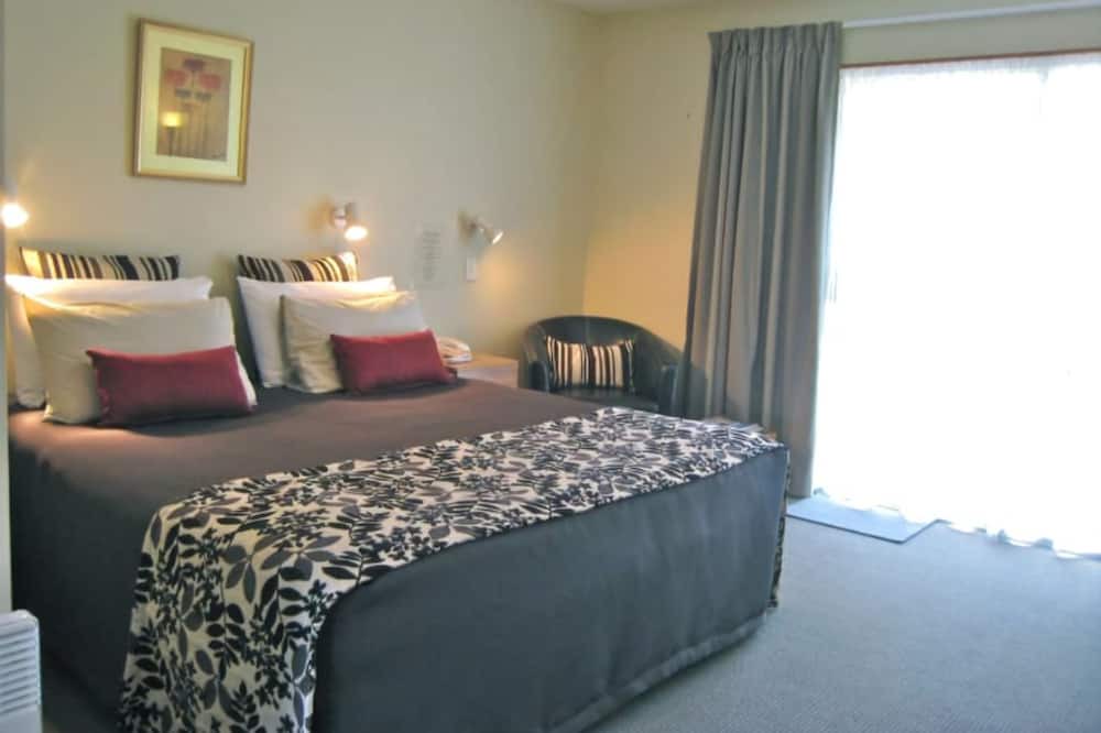 Westport Hotel | Buller Court on Palmerston