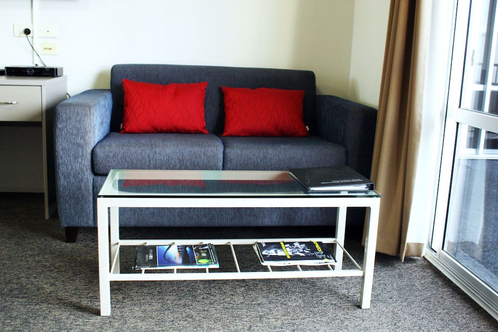 Hawera Hotel | Hawera Central Motor Lodge