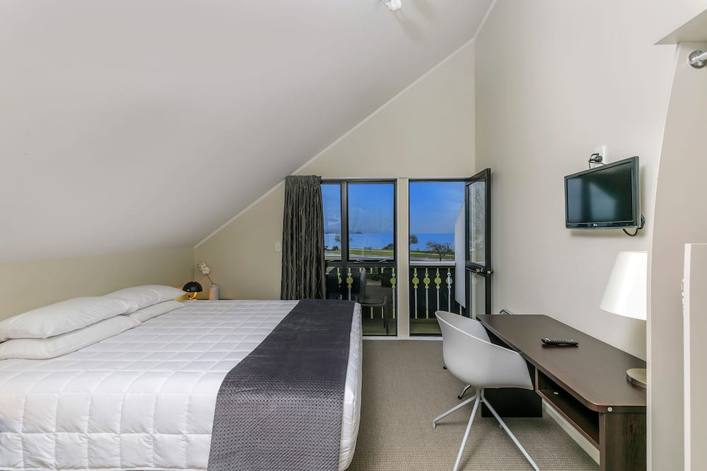 Taupo Hotel | Le Chalet Suisse Motel Apartments