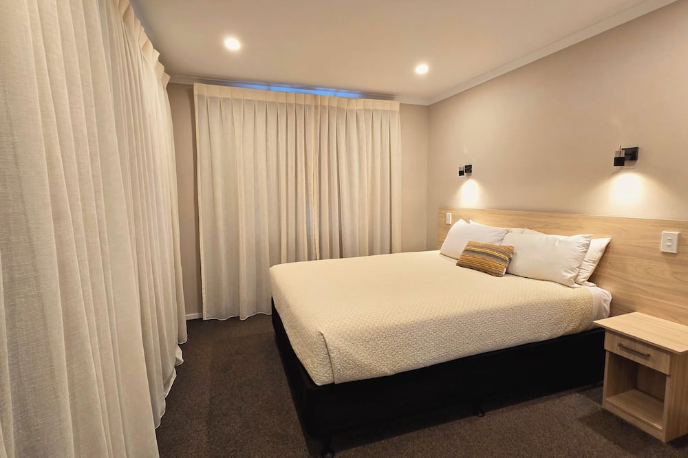 Palmerston North Hotel | Carramar Motor Inn