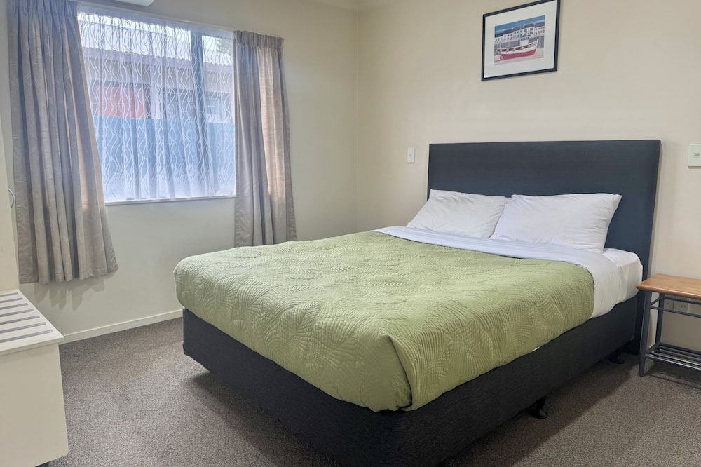 Levin Hotel | Bassingers Motor Lodge