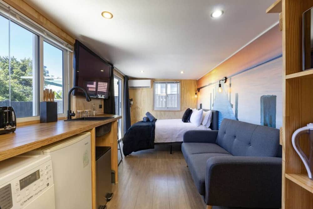 Mount Roskill Cabin | Front Cabin 1564 · Mount Roskill Hideaway Cabin