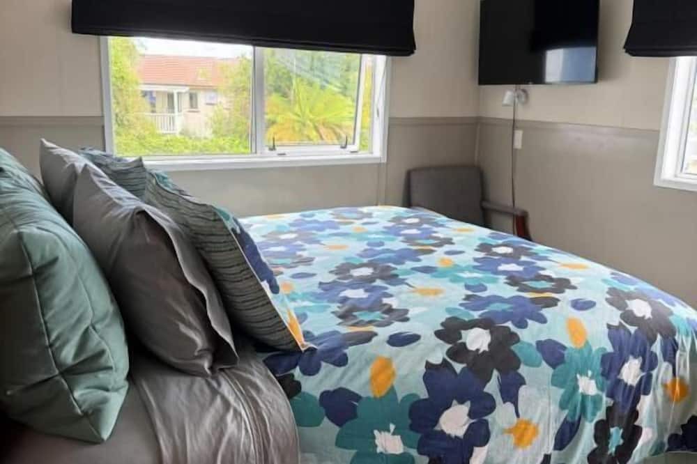 Taupo Bed & Breakfast | Happy Home