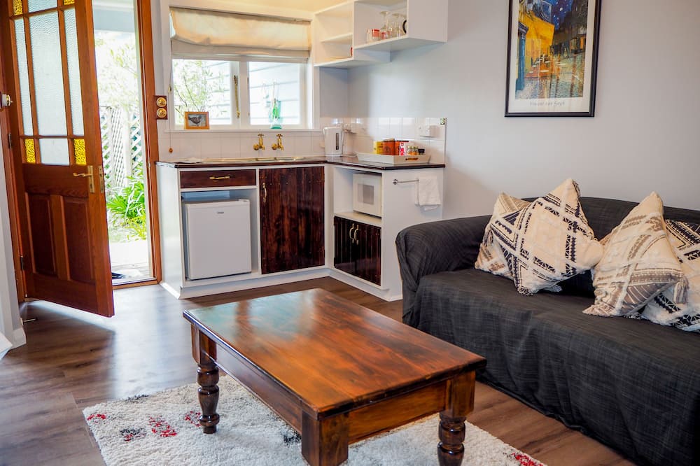 Picton House | The Gables B&B