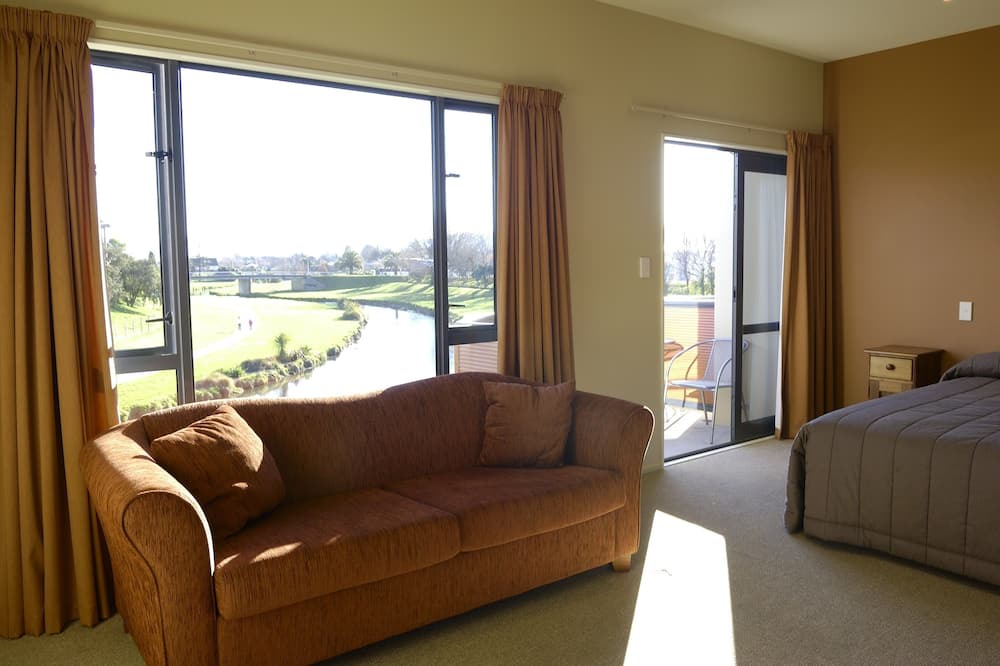 Blenheim Hotel | Waterfront Motels