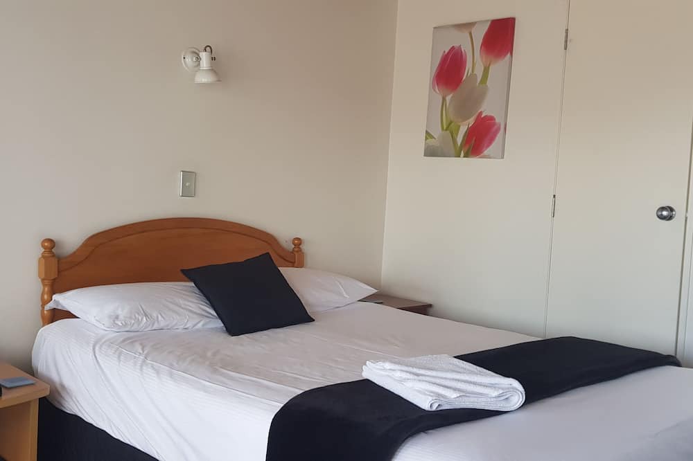 Te Puna Hotel | Accommodation Te Puna