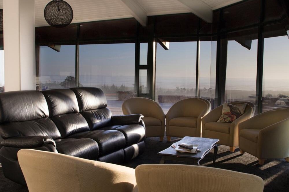 Barrytown House | Rataview Accommodation