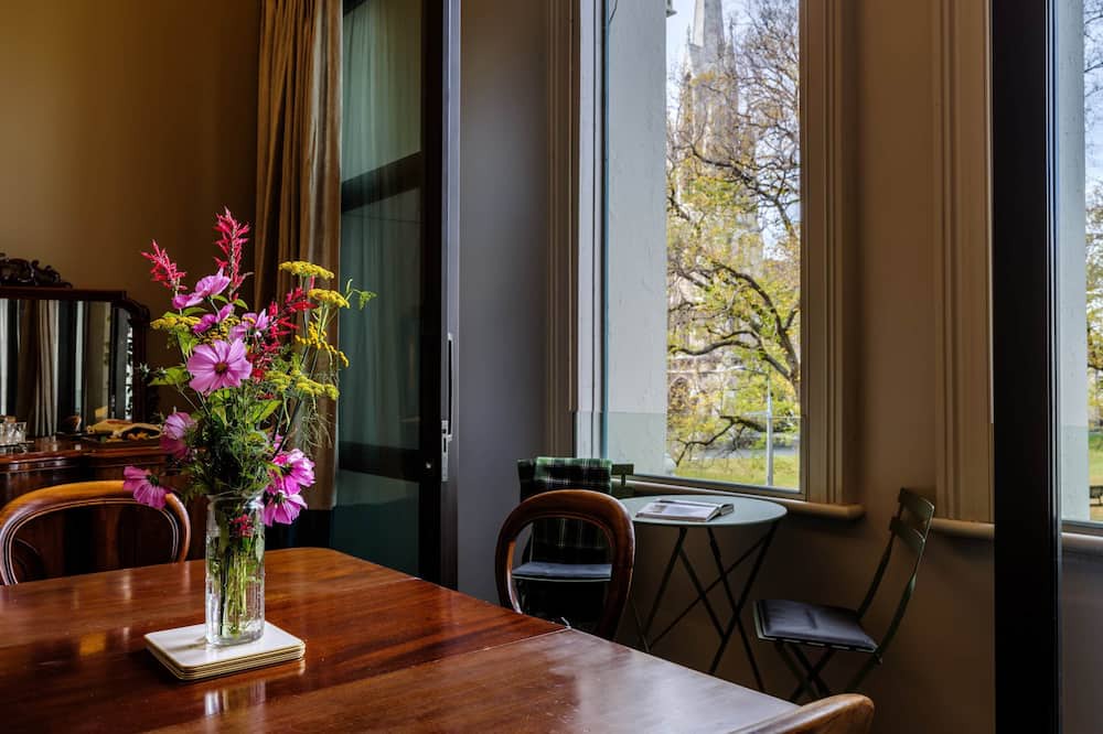Dunedin City Centre Apartment | John Campbell Apartment