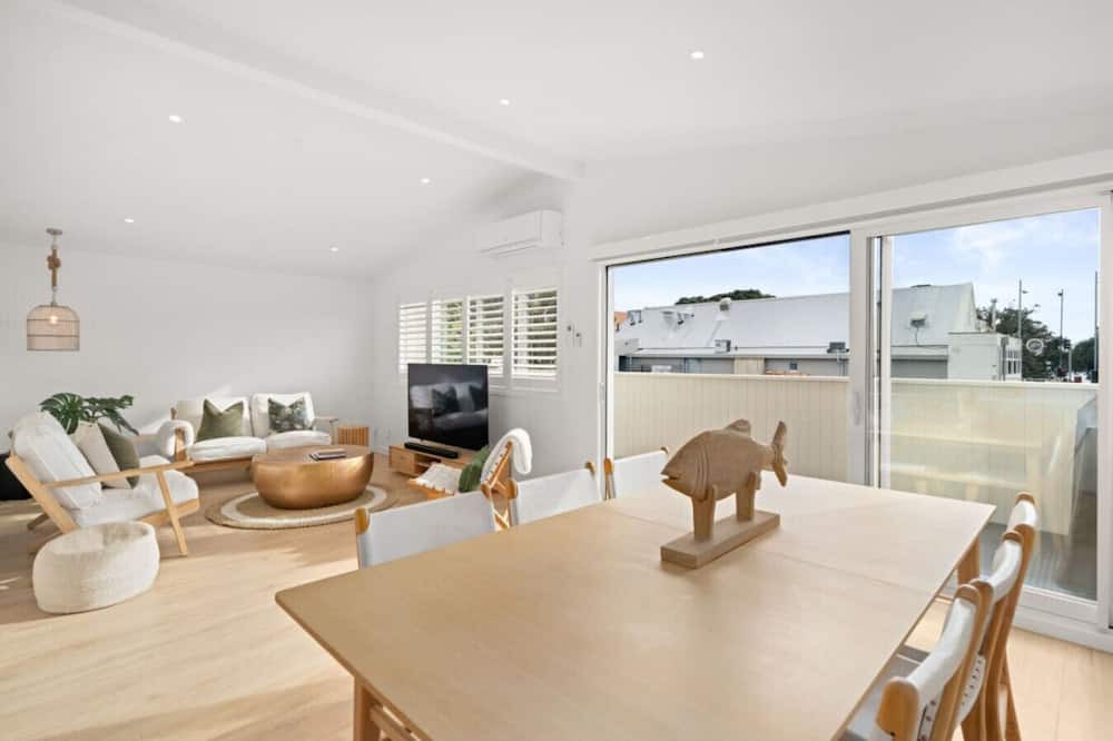 Mission Bay Apartment | Luxury Apart w/Seaviews | Full Laundry, Kitchen